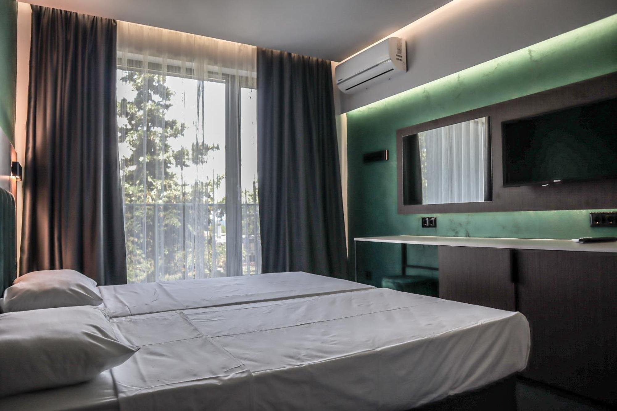 Hotel Atliman Park 2*